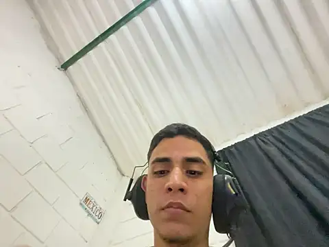 Max_TheHorseDick