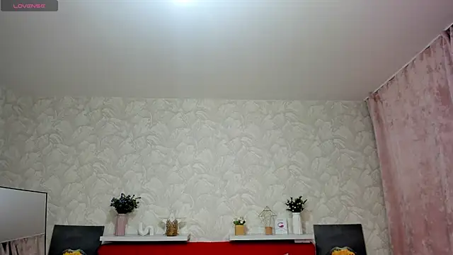 kattypeachx - KattyPeachX's free webcam - UK Sex Cams