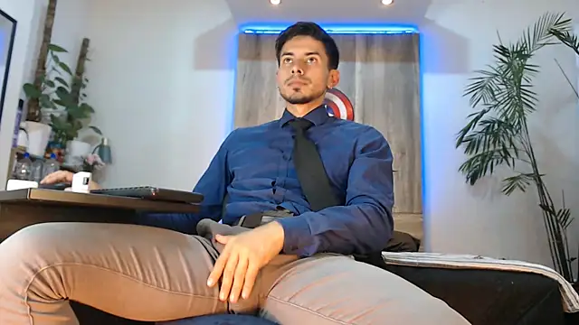 andrew_4_ (M young) - cumshow at goal!