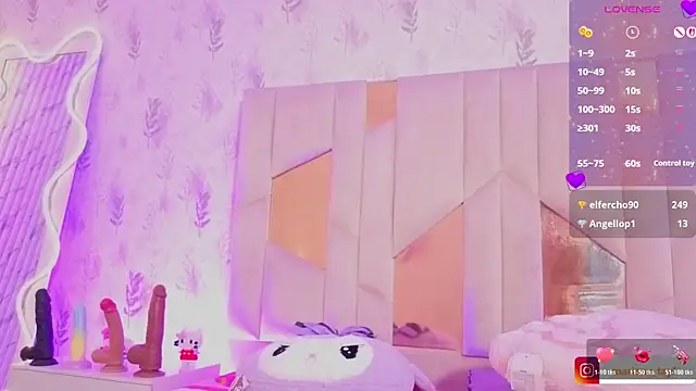 mariana_tay1 - MARIANA_TAY1's free webcam - UK Sex Cams