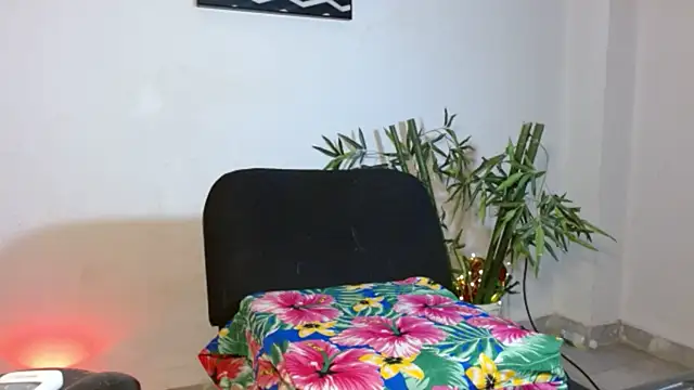 KamilaParrisx live sex cam