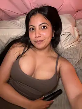 Nina_Belle