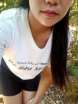 him220 - Him220's free webcam