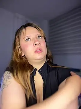 CharlotteUwU__