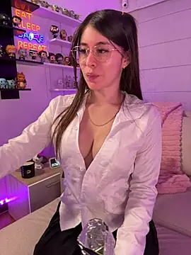 sharon_07 (F young) - Time for squirt