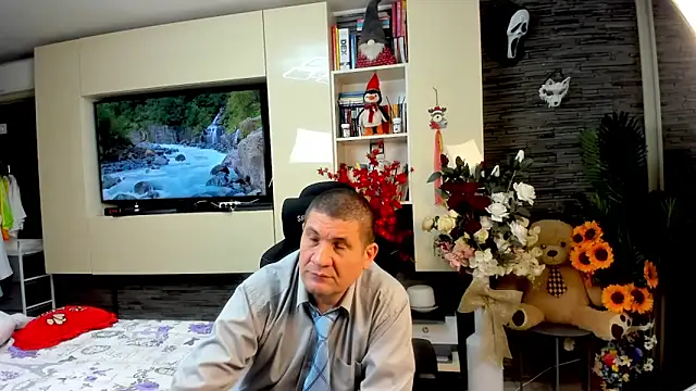 spartacusdaddy48 (Ask my age) - Cum Show + surprise with my ass