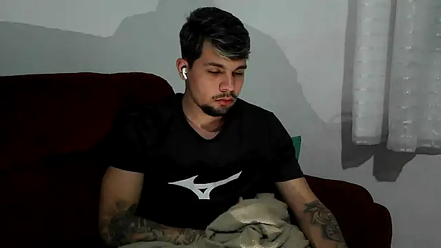 newdelight (M young) - CUM LIVE NOW /punheta com gozada