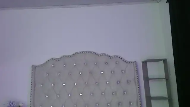 Abril_Squirt