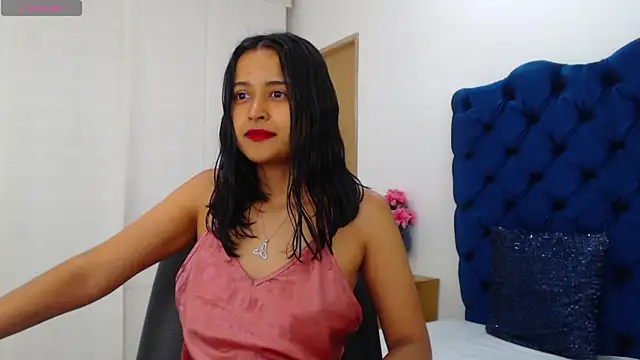 lili666_ (F young) - Slap smallboobs x 10🍒