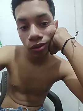 curious_straight_guy's live cam