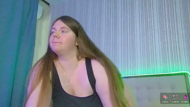 RubyValen live sex cam