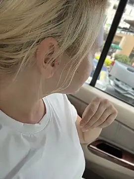 AmmyHot