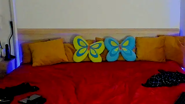 hollycherie26