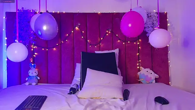 rominaareyes - RominaaReyes's free webcam - UK Sex Cams