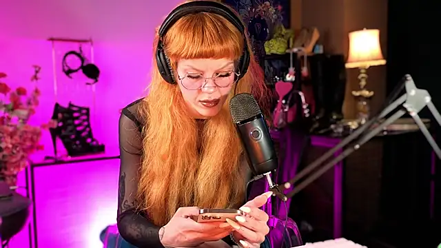 tacodeluxxxe - Tacodeluxxxe's free webcam - UK Sex Cams