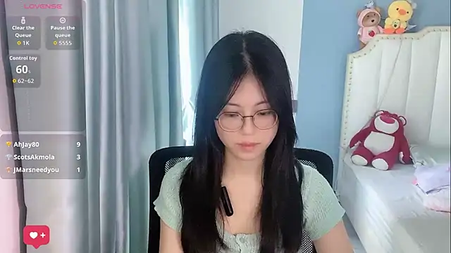 luna-666 - Luna-666's free webcam - UK Sex Cams