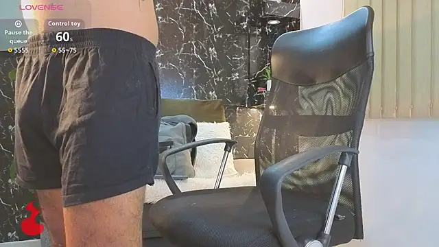 mr_eithan - MR_EITHAN's free webcam - UK Sex Cams