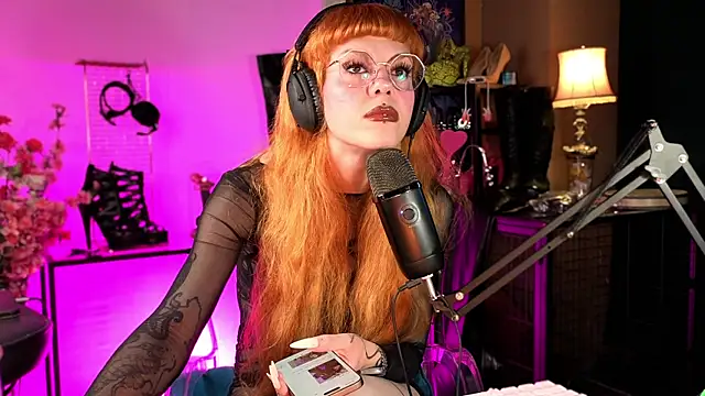 tacodeluxxxe - Tacodeluxxxe's free webcam - UK Sex Cams