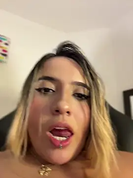_Ninasanz