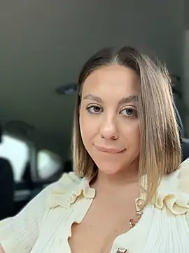 Myrtle_Beach from StripChat is Freechat
