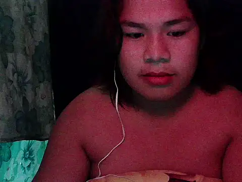 huntrix2025 - Huntrix2025's free webcam - UK Sex Cams