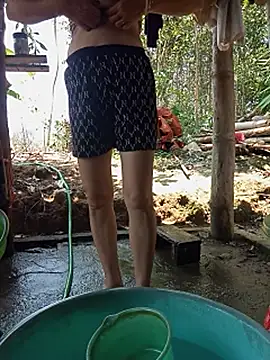 Nuna_689