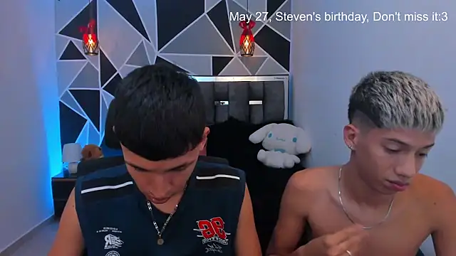 Juan_Nd_Steven live sex cam