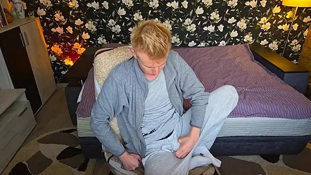 Vuitton live sex cam