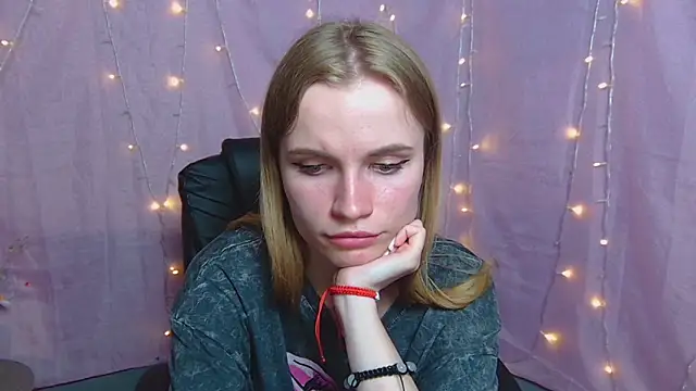 margaritakiss (Ask my age) - orgasm