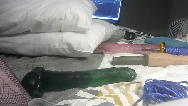 jacknjimmyjohn (Ask my age) - CLOUDY ANAL TOYS