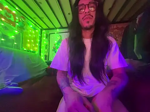 bigdickkane300 (M young) - Ride dildo till I cum