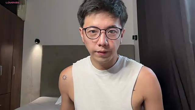 addictiveboi (M young) - Public cumshow!