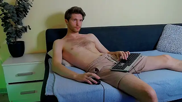 eddie_baker (M young) - «I like the lovense vibes in me from thi
