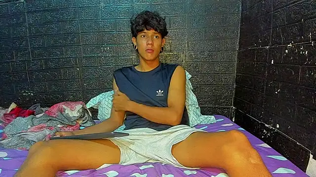 santos_dx (M twink) - SHOW CUM