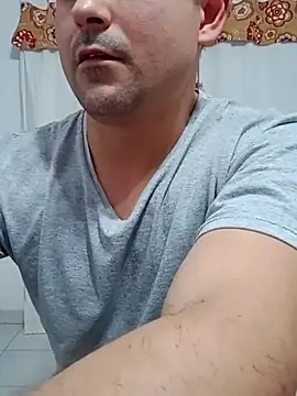 bradd_32 (M young) - HANDJOB AND CUMSHOT