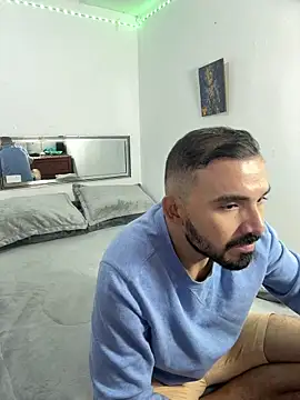 big_bearman (M young) - Make Cum 💦🍑