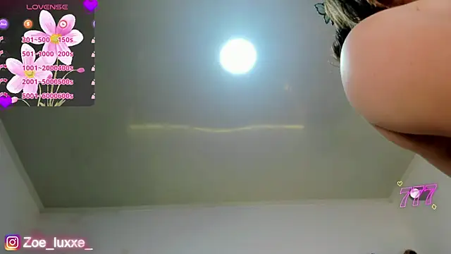 Zoe_Luxxe_