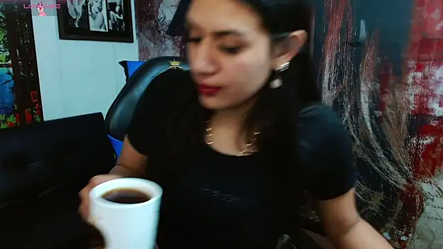 gigi_gilt_ live sex cam