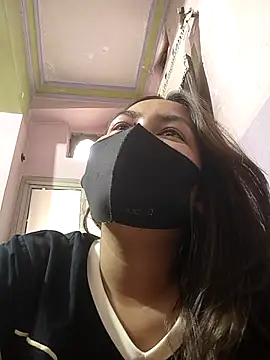 sanu_07 Live Webcam on Stripchat
