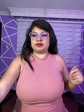 MiiaaJoness