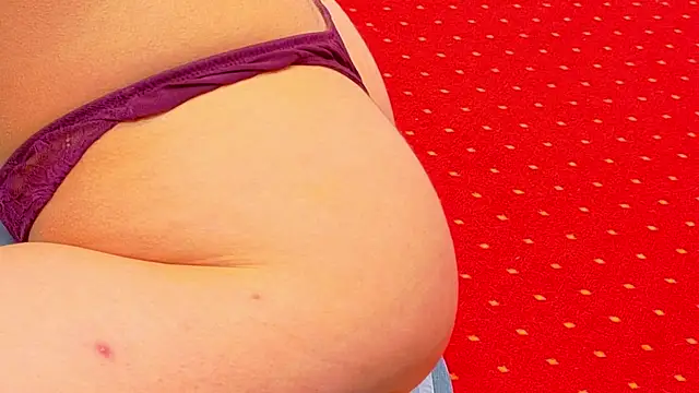 coravex - CoraVex's free webcam - UK Sex Cams