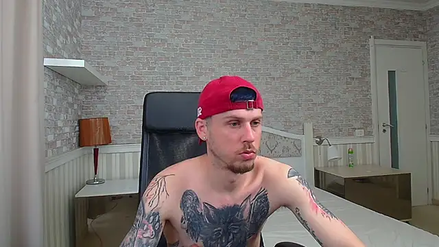 jonahshaw - JonahShaw's free webcam - UK Sex Cams
