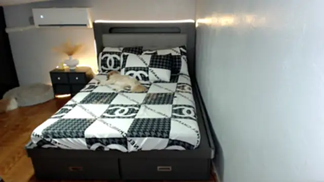 AmazingLuchie live sex cam