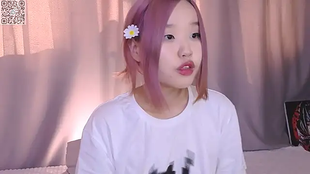 oohannii (Ask my age) - fingering tight pussy
