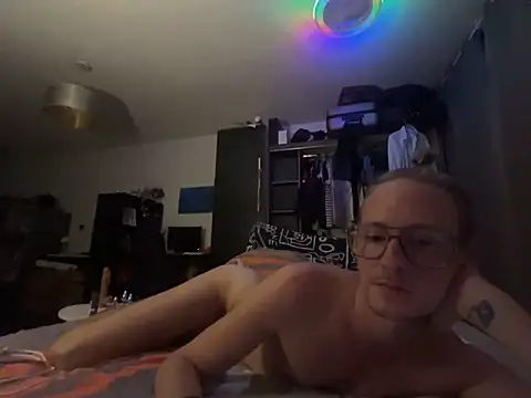 blondievelvet (M young) - Lovense