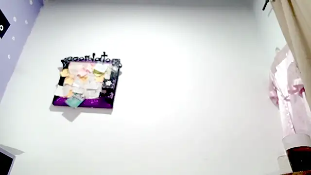 petiteivoryqueen19 - PetiteIvoryQueen19's free webcam - UK Sex Cams