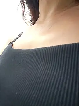 Izabella_Bella live sex cam