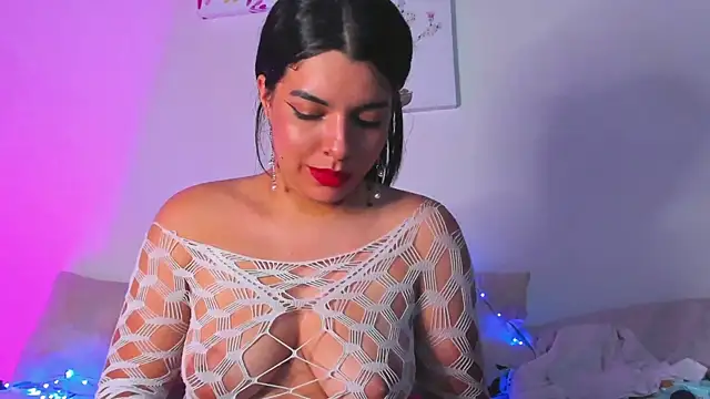 Arianna_Moore
