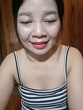 Yiyi102300