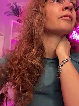 annikarose (Ask my age) - Full Naked Orgasmus + Last tip free Clip